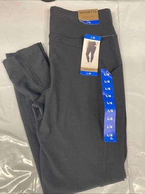 Mondetta Black Leggings